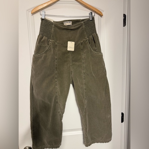 Free People Lunan Crop Harem Cord Jeans We The Free XS - Picture 3 of 11